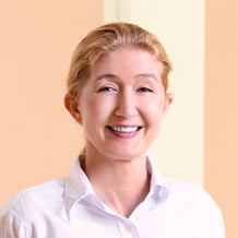 Dr. Bernadett Guld